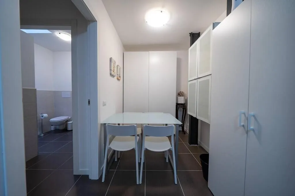 Appartamento Beat House&Apartments: Abba Cernusco Sul Naviglio Italia